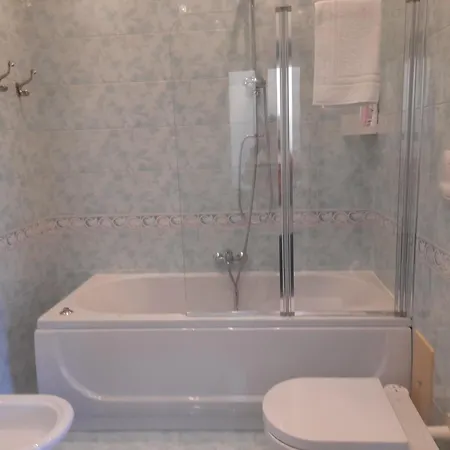 Pupatella A Sanita アパート