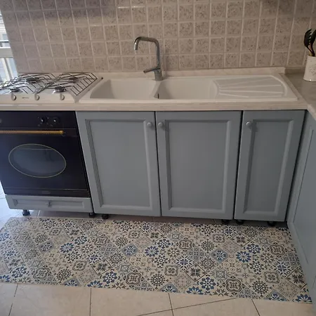 Pupatella A Sanita アパート