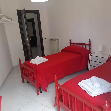 Pupatella A Sanita アパート